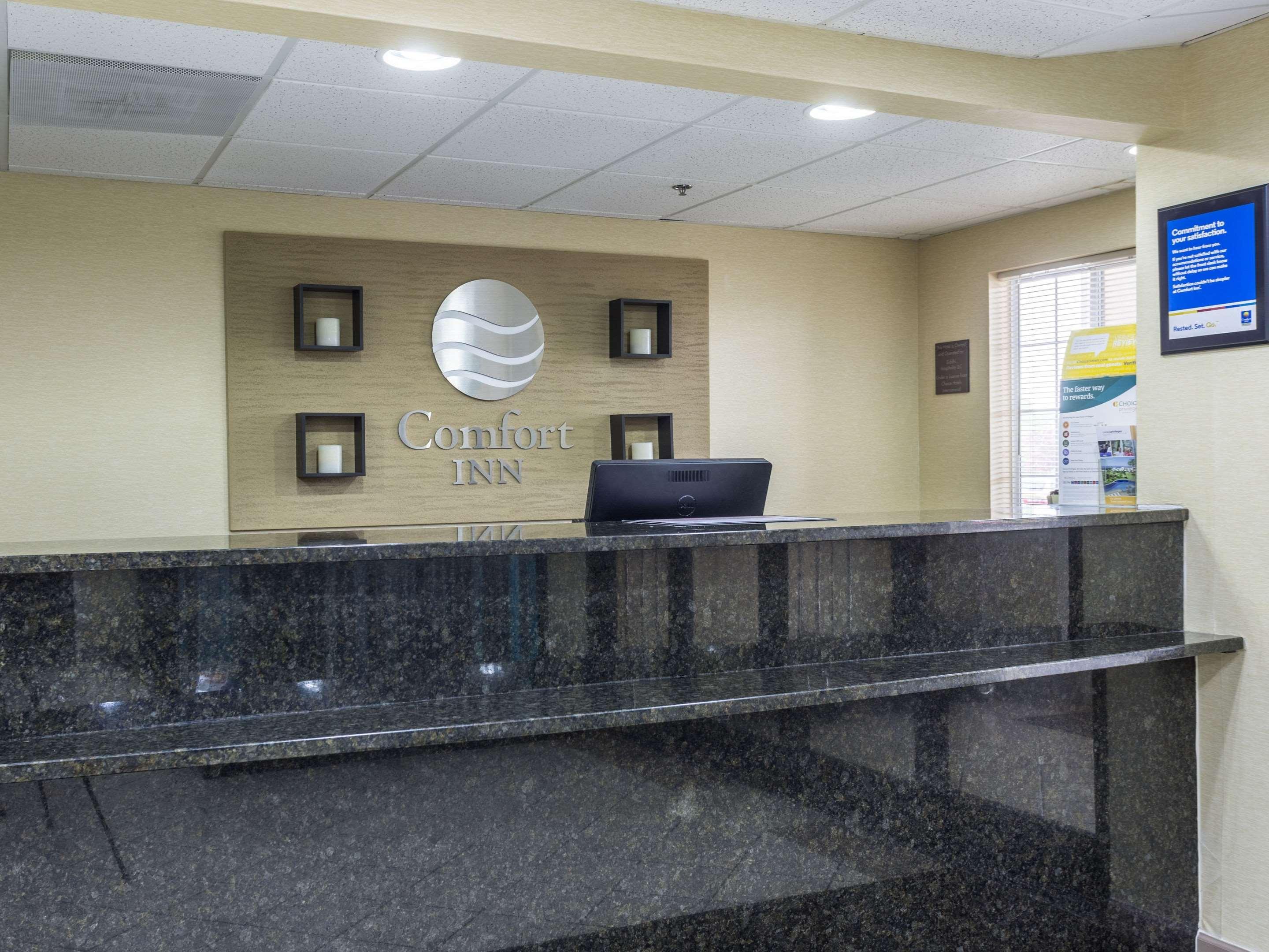 Comfort Inn Decatur Priceville Exterior photo
