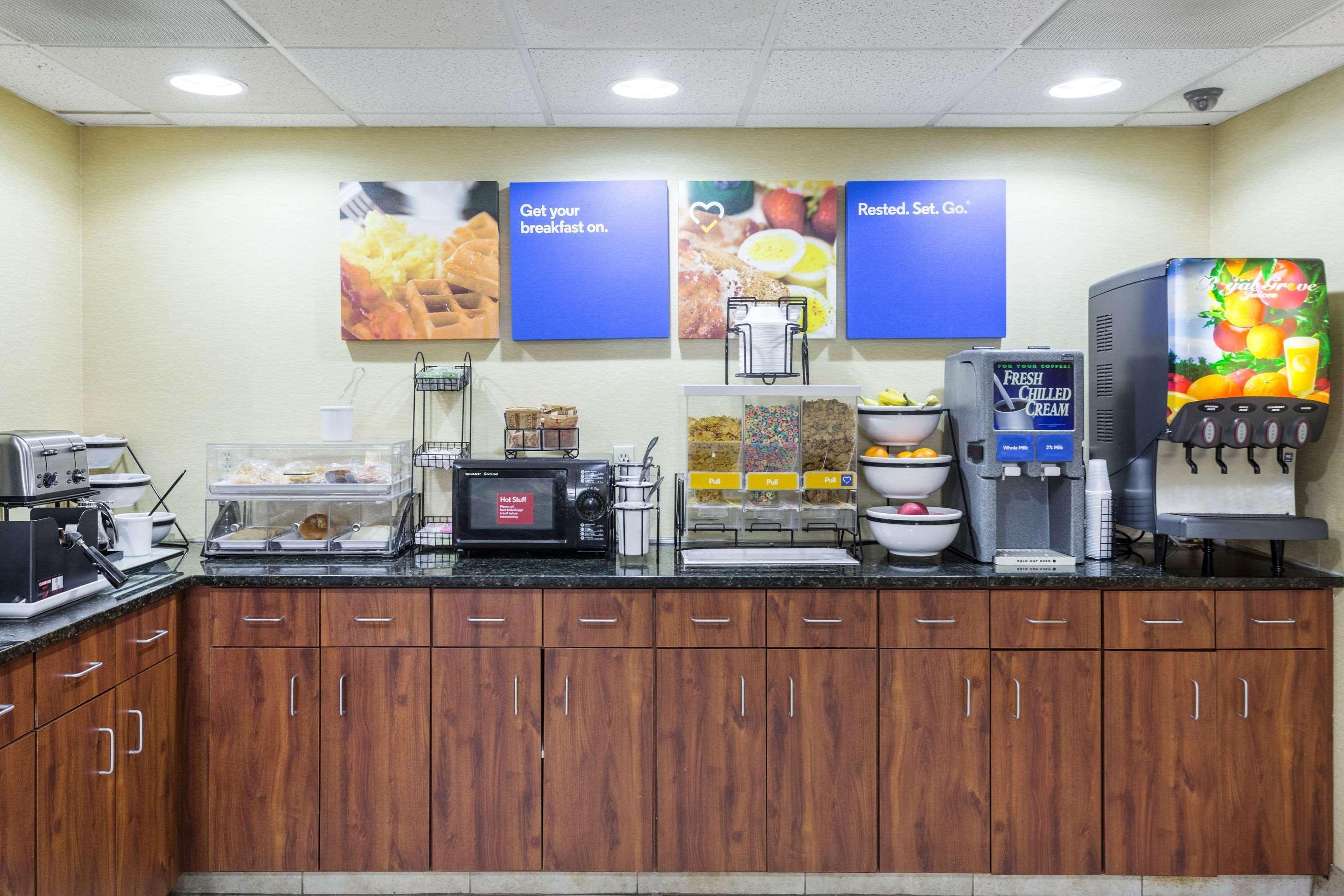 Comfort Inn Decatur Priceville Exterior photo